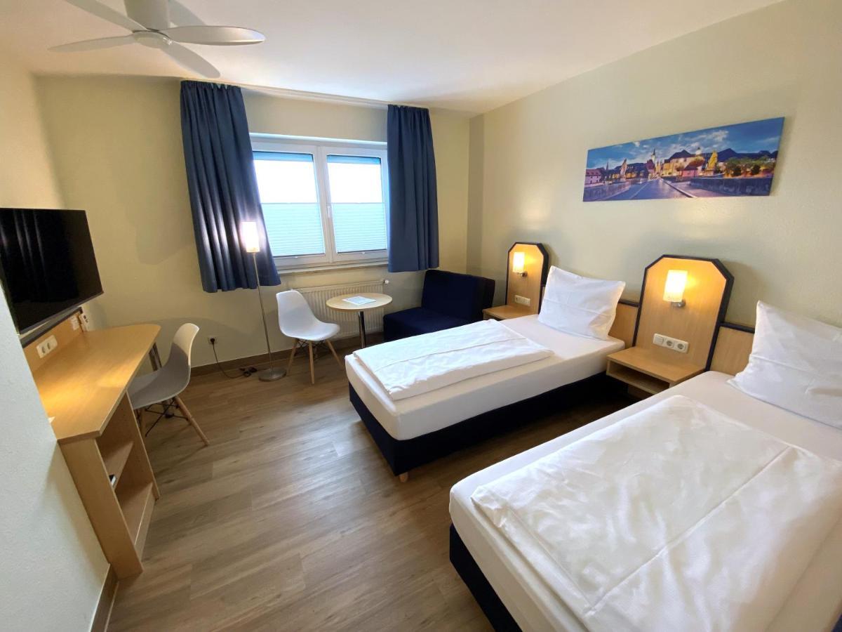 Am Wiesenweg L 24h Check-in Hotel 3*