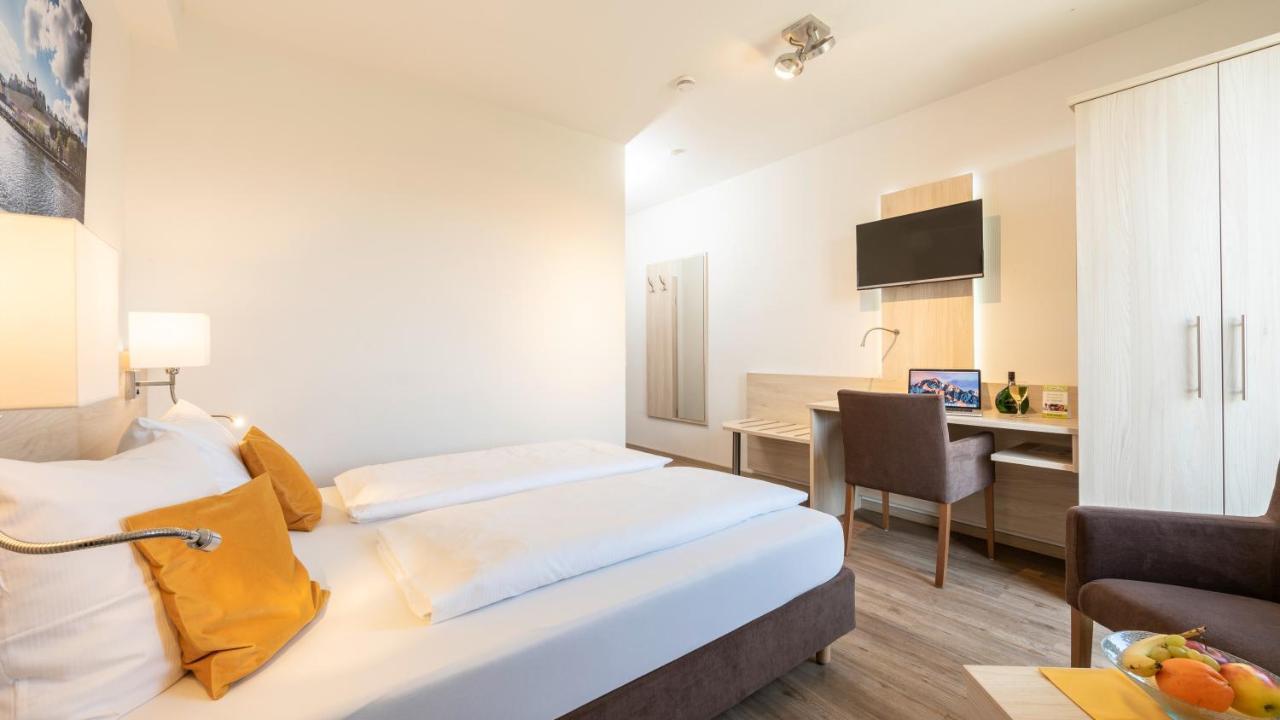 Am Wiesenweg L 24h Check-in 3* Hausen (Wuerzburg)
